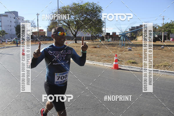 Buy your photos of the eventCircuito SESC de Corridas - Etapa Montes Claros 2019 on Fotop