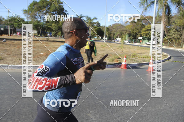 Buy your photos of the eventCircuito SESC de Corridas - Etapa Montes Claros 2019 on Fotop