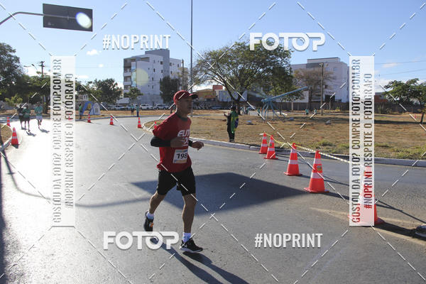 Buy your photos of the eventCircuito SESC de Corridas - Etapa Montes Claros 2019 on Fotop