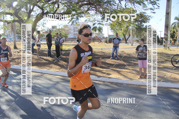 Buy your photos of the eventCircuito SESC de Corridas - Etapa Montes Claros 2019 on Fotop