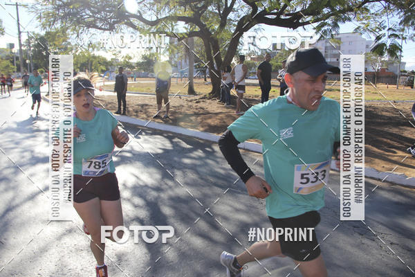 Buy your photos of the eventCircuito SESC de Corridas - Etapa Montes Claros 2019 on Fotop