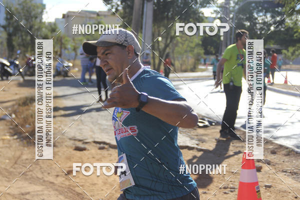 Buy your photos of the eventCircuito SESC de Corridas - Etapa Montes Claros 2019 on Fotop