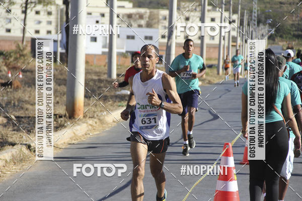 Buy your photos of the eventCircuito SESC de Corridas - Etapa Montes Claros 2019 on Fotop