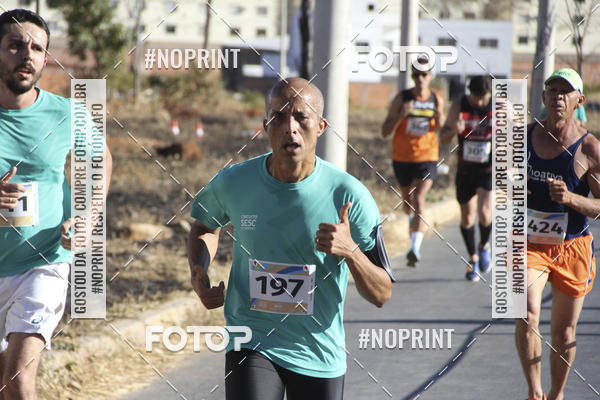 Buy your photos of the eventCircuito SESC de Corridas - Etapa Montes Claros 2019 on Fotop