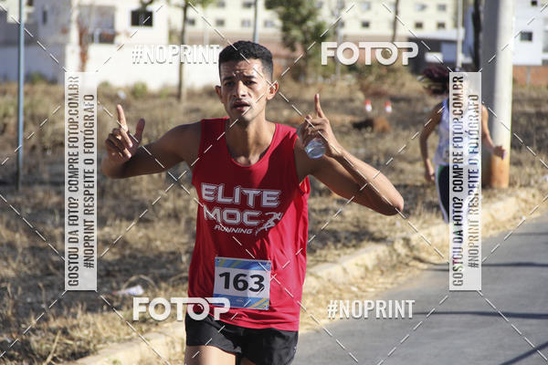 Buy your photos of the eventCircuito SESC de Corridas - Etapa Montes Claros 2019 on Fotop
