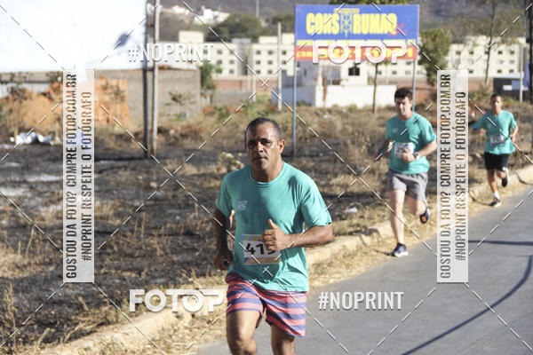 Buy your photos of the eventCircuito SESC de Corridas - Etapa Montes Claros 2019 on Fotop