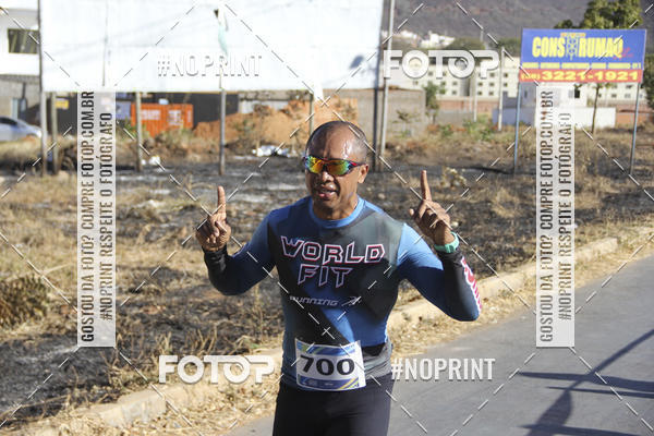 Buy your photos of the eventCircuito SESC de Corridas - Etapa Montes Claros 2019 on Fotop