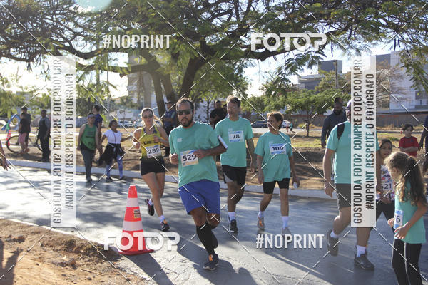 Buy your photos of the eventCircuito SESC de Corridas - Etapa Montes Claros 2019 on Fotop
