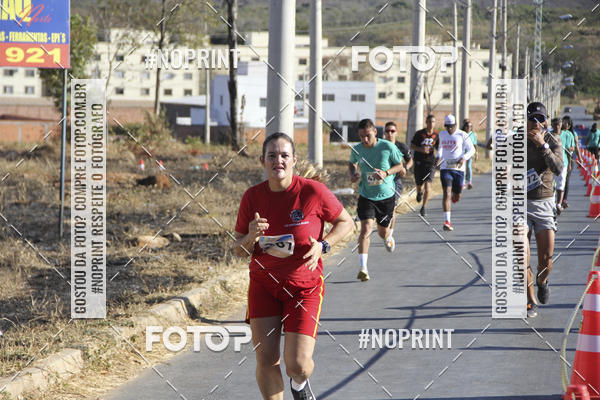 Buy your photos of the eventCircuito SESC de Corridas - Etapa Montes Claros 2019 on Fotop