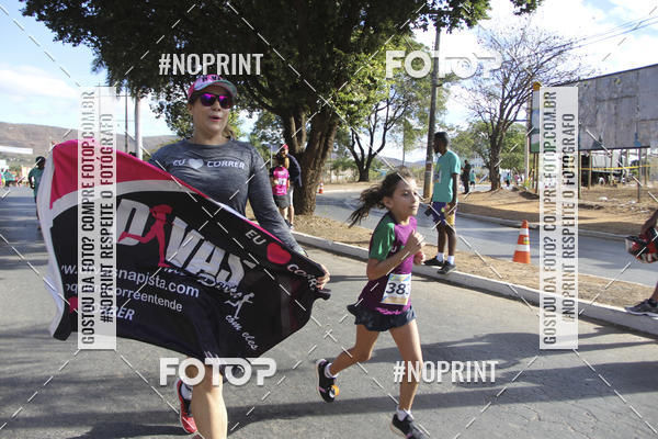 Buy your photos of the eventCircuito SESC de Corridas - Etapa Montes Claros 2019 on Fotop