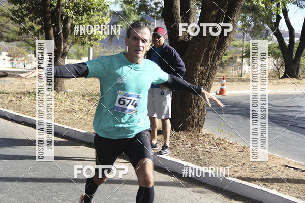 Buy your photos of the eventCircuito SESC de Corridas - Etapa Montes Claros 2019 on Fotop