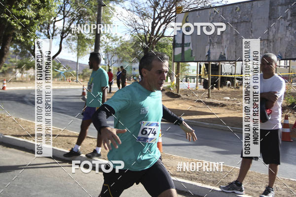 Buy your photos of the eventCircuito SESC de Corridas - Etapa Montes Claros 2019 on Fotop