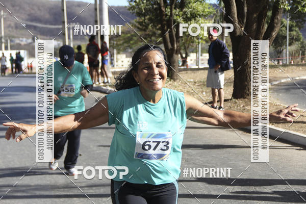 Buy your photos of the eventCircuito SESC de Corridas - Etapa Montes Claros 2019 on Fotop