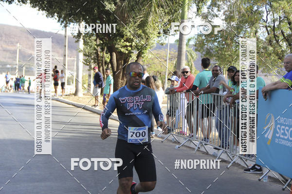 Buy your photos of the eventCircuito SESC de Corridas - Etapa Montes Claros 2019 on Fotop