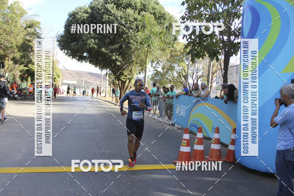Buy your photos of the eventCircuito SESC de Corridas - Etapa Montes Claros 2019 on Fotop