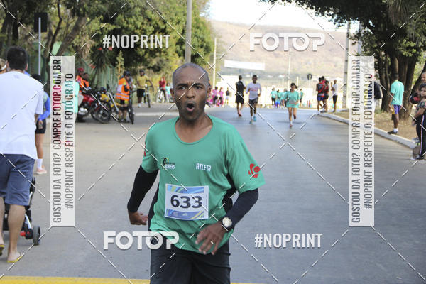 Buy your photos of the eventCircuito SESC de Corridas - Etapa Montes Claros 2019 on Fotop