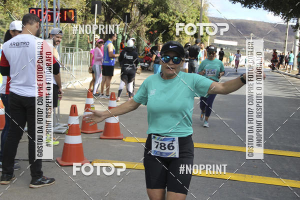Buy your photos of the eventCircuito SESC de Corridas - Etapa Montes Claros 2019 on Fotop