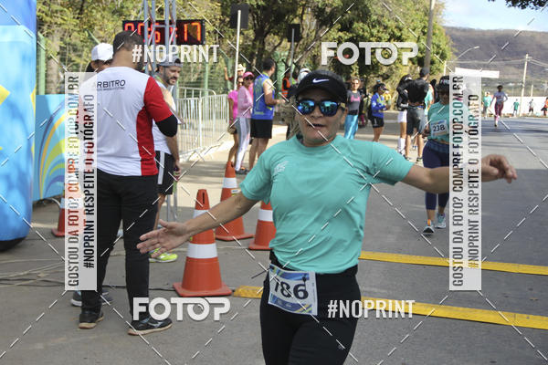 Buy your photos of the eventCircuito SESC de Corridas - Etapa Montes Claros 2019 on Fotop
