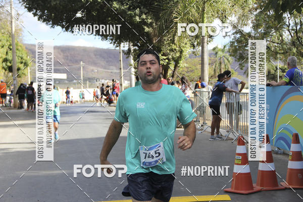 Buy your photos of the eventCircuito SESC de Corridas - Etapa Montes Claros 2019 on Fotop