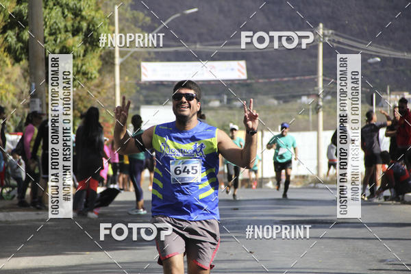 Buy your photos of the eventCircuito SESC de Corridas - Etapa Montes Claros 2019 on Fotop