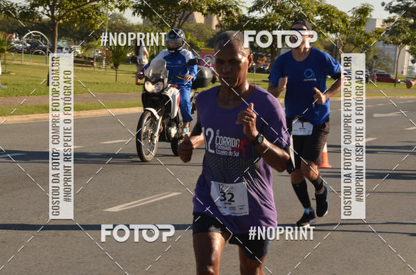 Compre suas fotos do evento12 Corrida e Caminhada Cruzeiro do Sul no Fotop