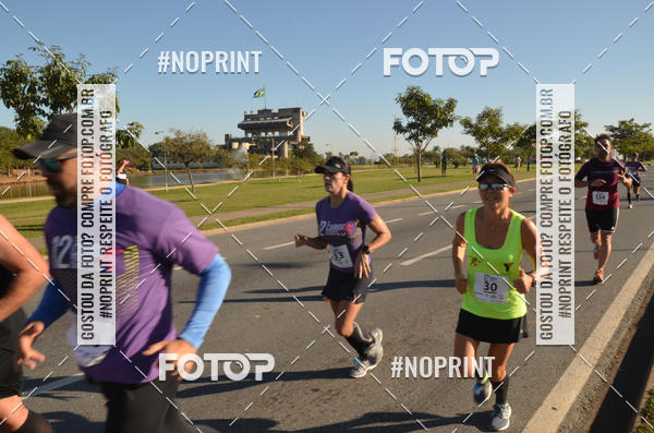 Compre suas fotos do evento12 Corrida e Caminhada Cruzeiro do Sul no Fotop