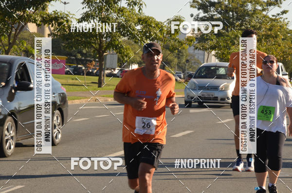 Compre suas fotos do evento12 Corrida e Caminhada Cruzeiro do Sul no Fotop