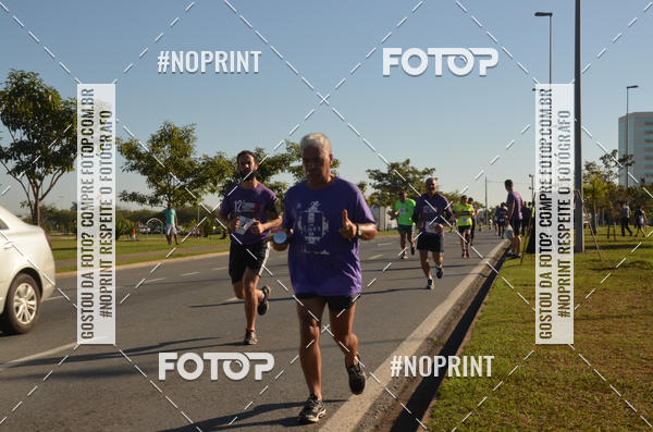 Compre as suas fotos do evento12 Corrida e Caminhada Cruzeiro do Sul no Fotop