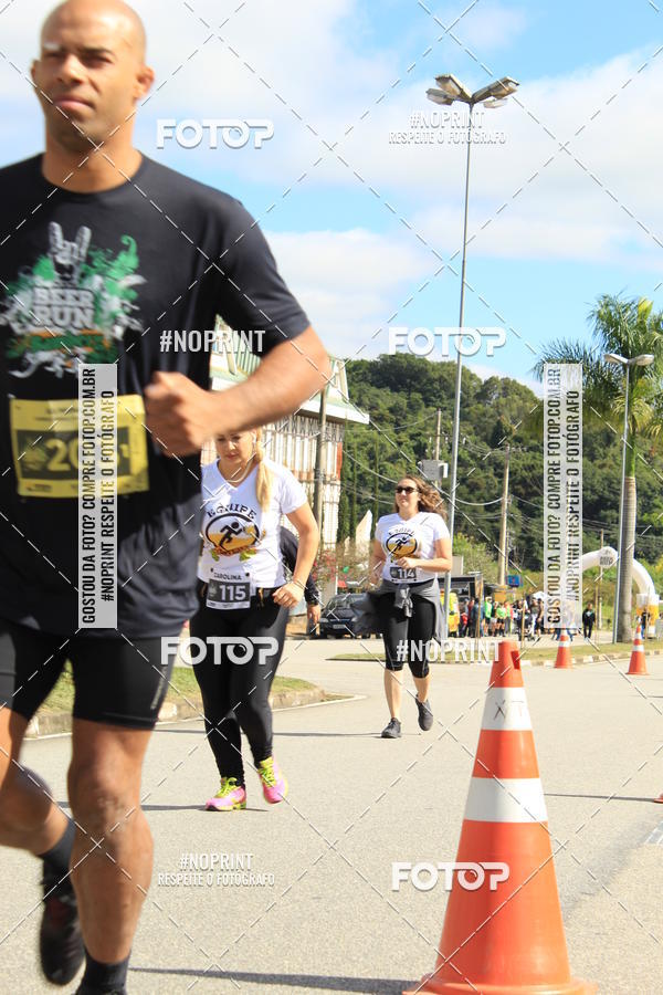 Buy your photos of the eventCORRIDA BEER RUN  on Fotop