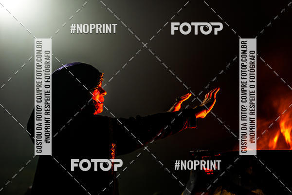 Compre as suas fotos do eventoConven�ao de Bruxas e Magos em Paranapiacaba no Fotop