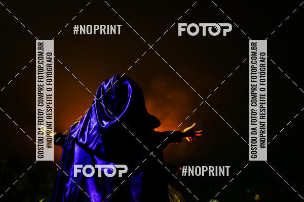 Compre as suas fotos do eventoConven�ao de Bruxas e Magos em Paranapiacaba no Fotop