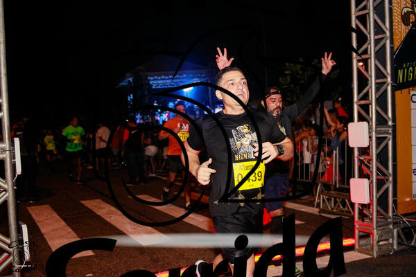 Buy your photos of the eventBel�m Night Run on Fotop
