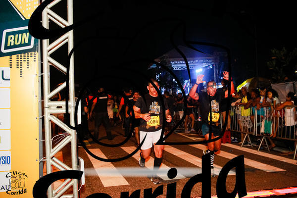 Buy your photos of the eventBel�m Night Run on Fotop