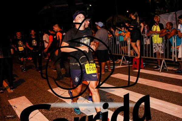 Buy your photos of the eventBel�m Night Run on Fotop