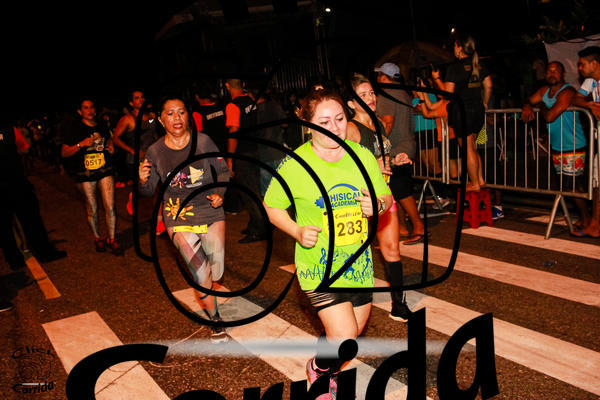 Buy your photos of the eventBel�m Night Run on Fotop