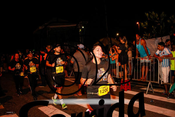 Buy your photos of the eventBel�m Night Run on Fotop