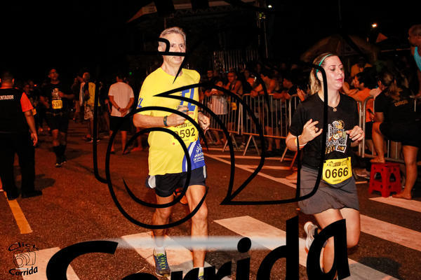 Buy your photos of the eventBel�m Night Run on Fotop