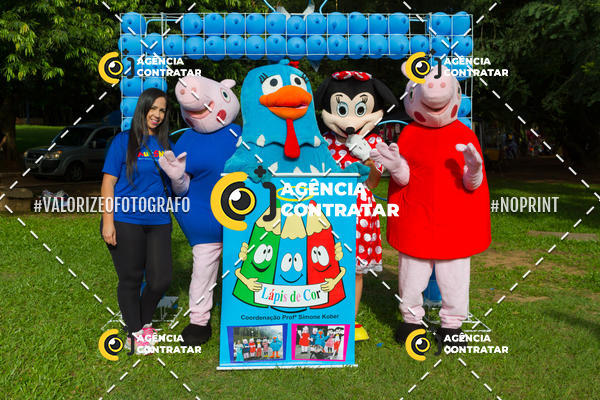 Buy your photos of the eventDia de Conscientizao do Autismo #Canoas #ClnicaMarantha on Fotop