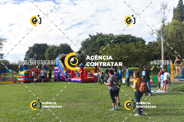 Buy your photos of the eventDia de Conscientizao do Autismo #Canoas #ClnicaMarantha on Fotop