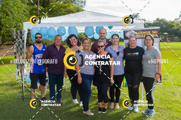 Buy your photos of the eventDia de Conscientizao do Autismo #Canoas #ClnicaMarantha on Fotop