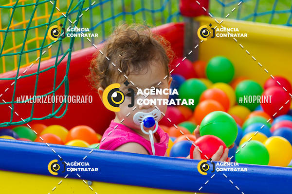 Buy your photos of the eventDia de Conscientizao do Autismo #Canoas #ClnicaMarantha on Fotop