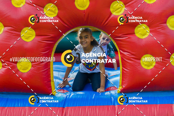 Buy your photos of the eventDia de Conscientizao do Autismo #Canoas #ClnicaMarantha on Fotop