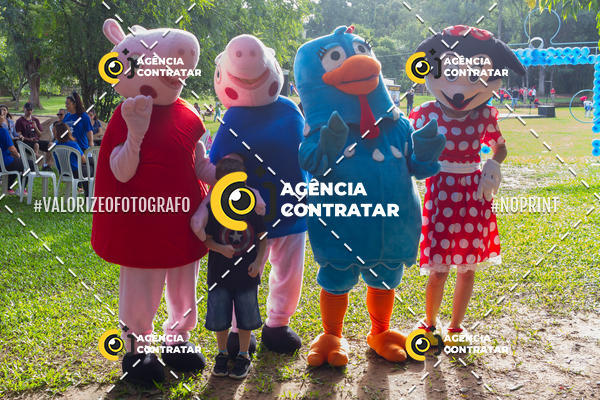 Buy your photos of the eventDia de Conscientizao do Autismo #Canoas #ClnicaMarantha on Fotop