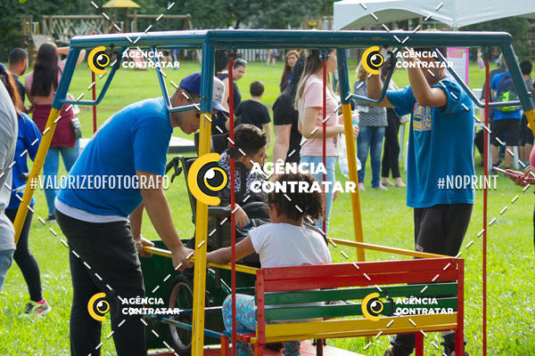 Buy your photos of the eventDia de Conscientizao do Autismo #Canoas #ClnicaMarantha on Fotop