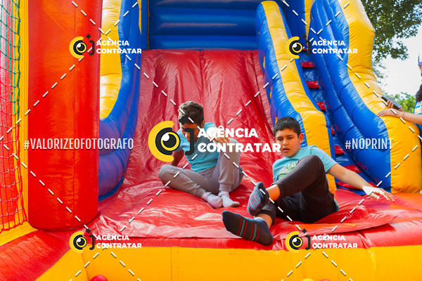Buy your photos of the eventDia de Conscientizao do Autismo #Canoas #ClnicaMarantha on Fotop