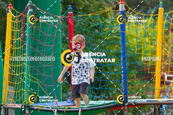 Buy your photos of the eventDia de Conscientizao do Autismo #Canoas #ClnicaMarantha on Fotop