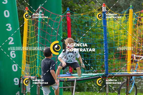 Buy your photos of the eventDia de Conscientizao do Autismo #Canoas #ClnicaMarantha on Fotop