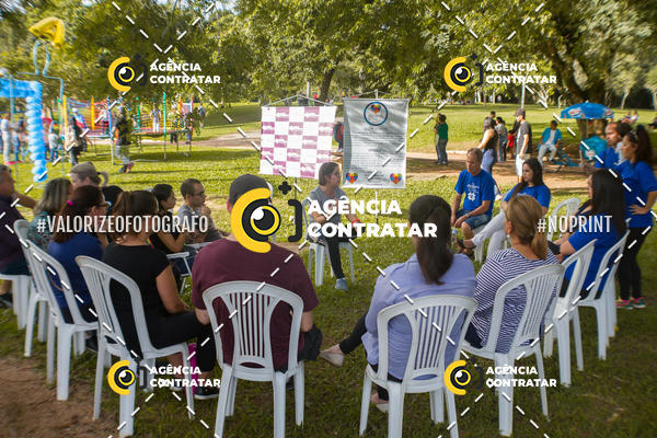 Buy your photos of the eventDia de Conscientizao do Autismo #Canoas #ClnicaMarantha on Fotop