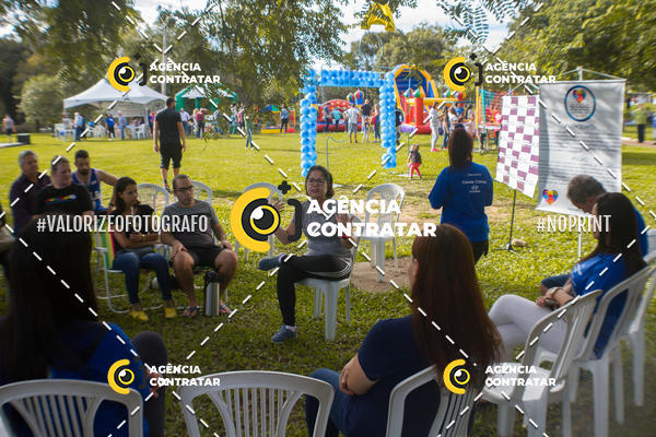Buy your photos of the eventDia de Conscientizao do Autismo #Canoas #ClnicaMarantha on Fotop