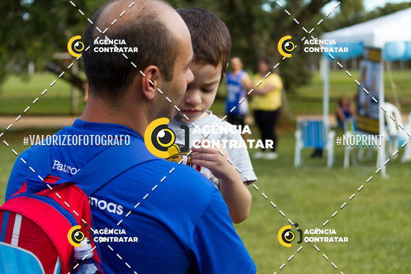 Buy your photos of the eventDia de Conscientizao do Autismo #Canoas #ClnicaMarantha on Fotop